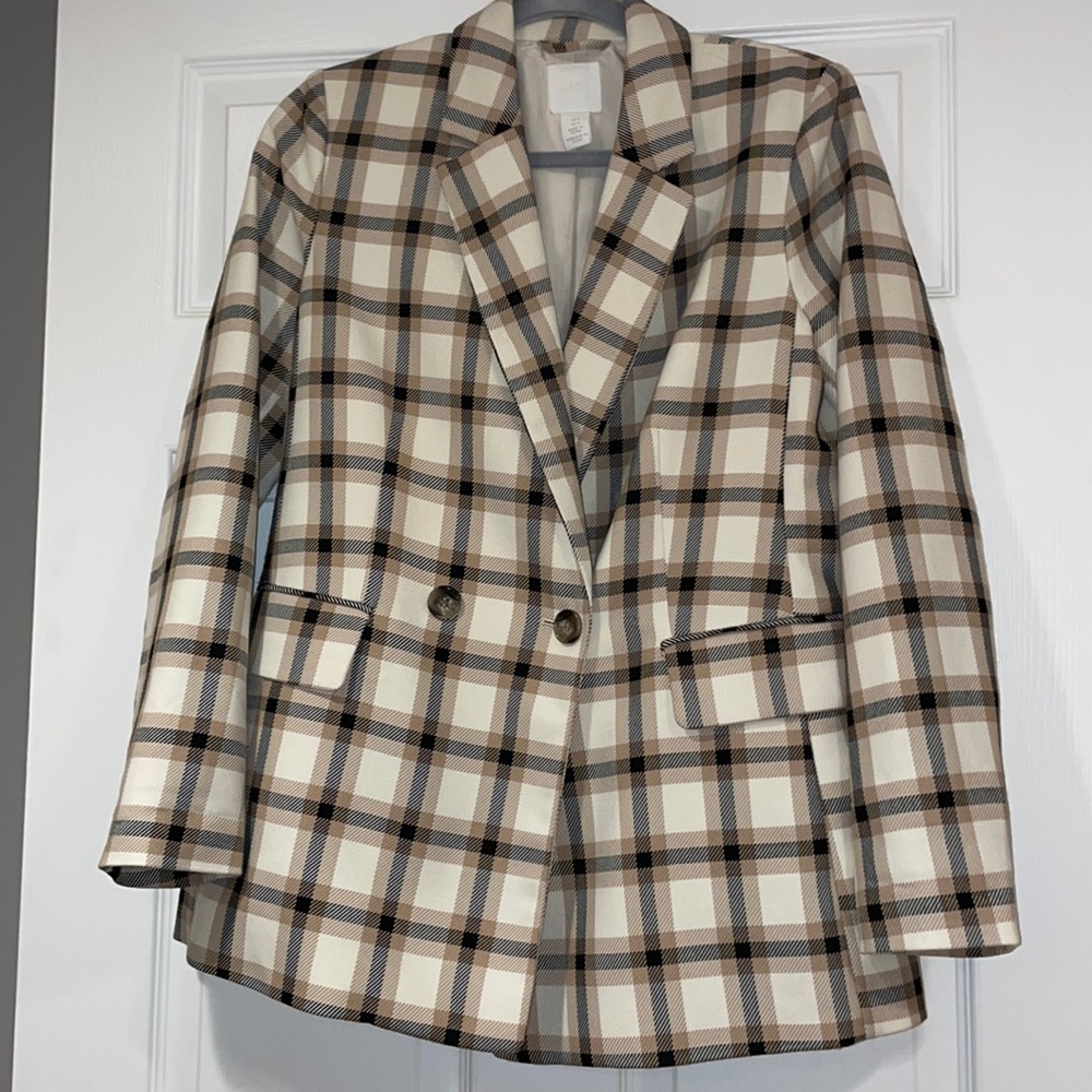 Oversized plaid blazer
